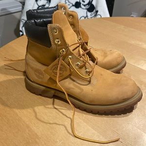 Timberland leather work boots, size 8 1/2.